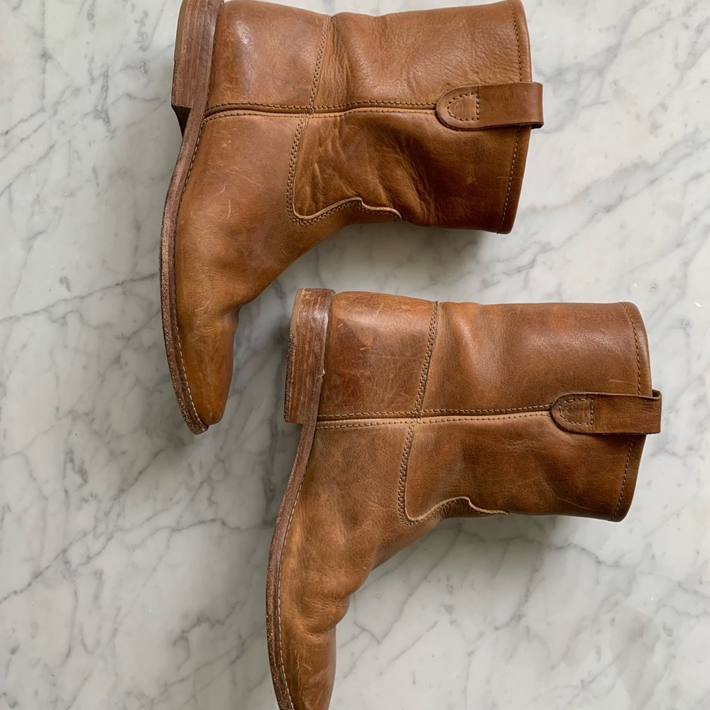 Distressed Isabel Marant high ankle flat boot